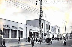 Perregaux - Avenue Liberation et Ecole de Garcons
